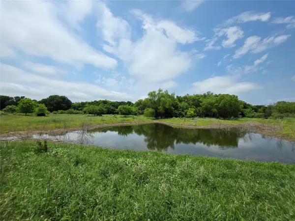 601 County Road 136, Comanche, TX 76442