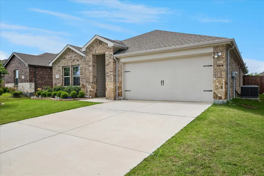 936 Glover Drive, Aubrey, TX 76227 - #3