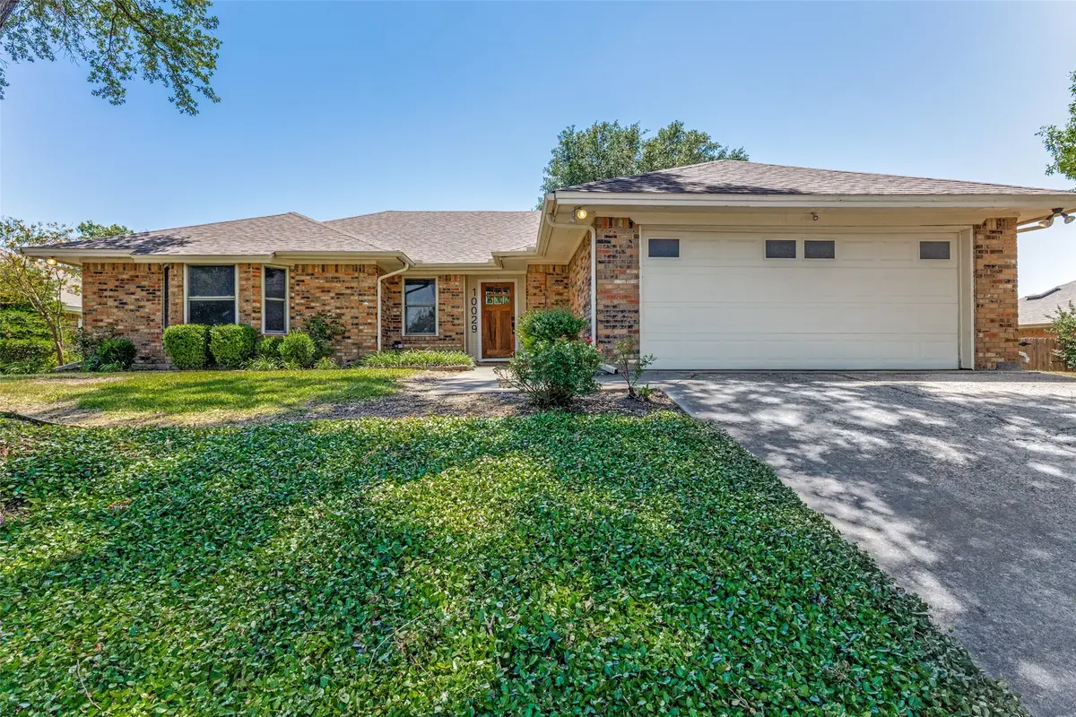 10029 Stoneleigh Drive, Benbrook, TX 76126 - #1