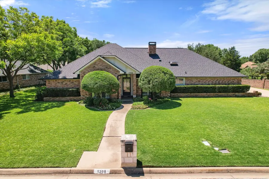 1208 Fairfax Drive, Mansfield, TX 76063 - #2