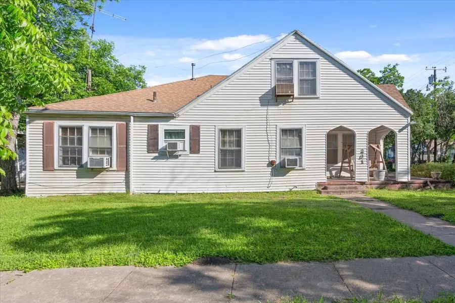 201 N Smyth Street, Mart, TX 76664 - #3