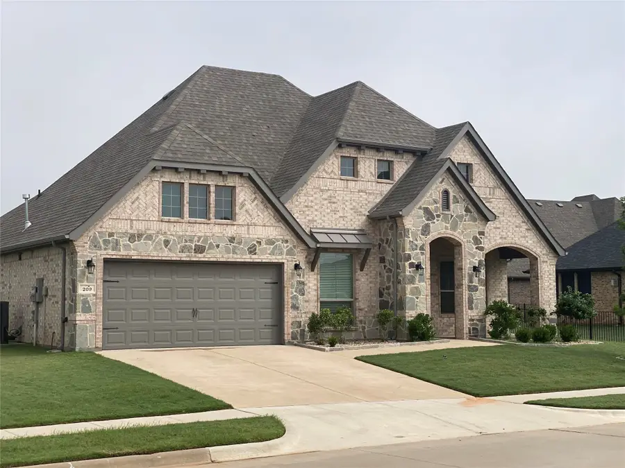 209 Johnson Street, Granbury, TX 76048 - #3