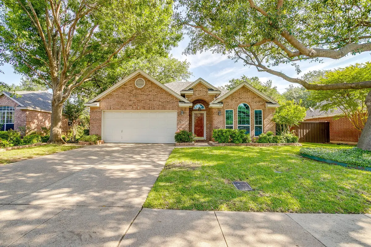 108 Hollywood Boulevard, Euless, TX 76040 - #1