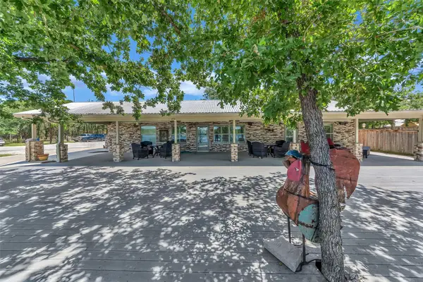 566 Selma Road, Bowie, TX 76230