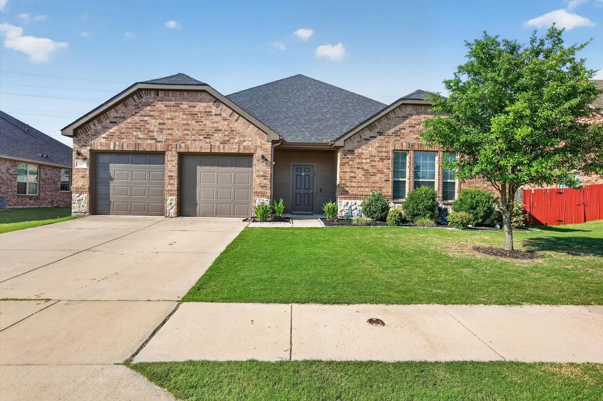 107 Cantle Street, Waxahachie, TX 75165 - #1