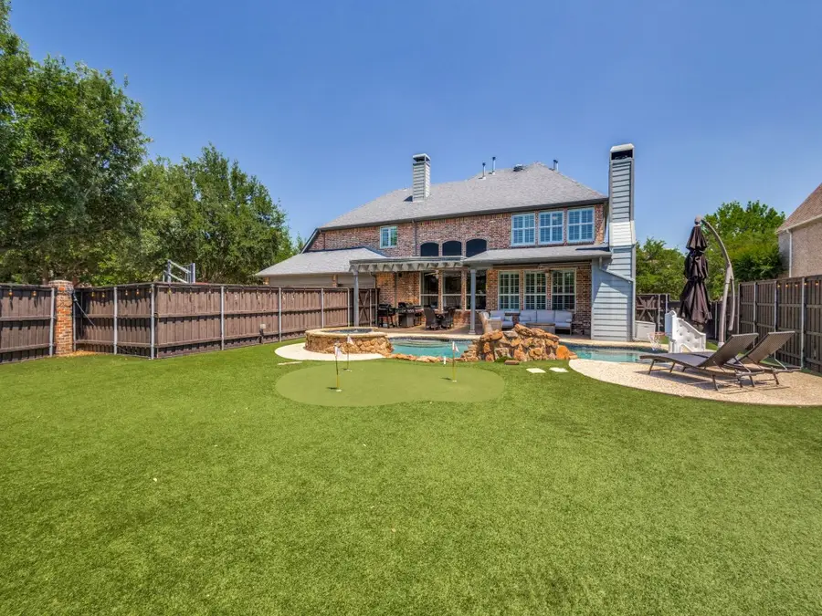2600 Queen Elaine Drive, Lewisville, TX 75056 - #2