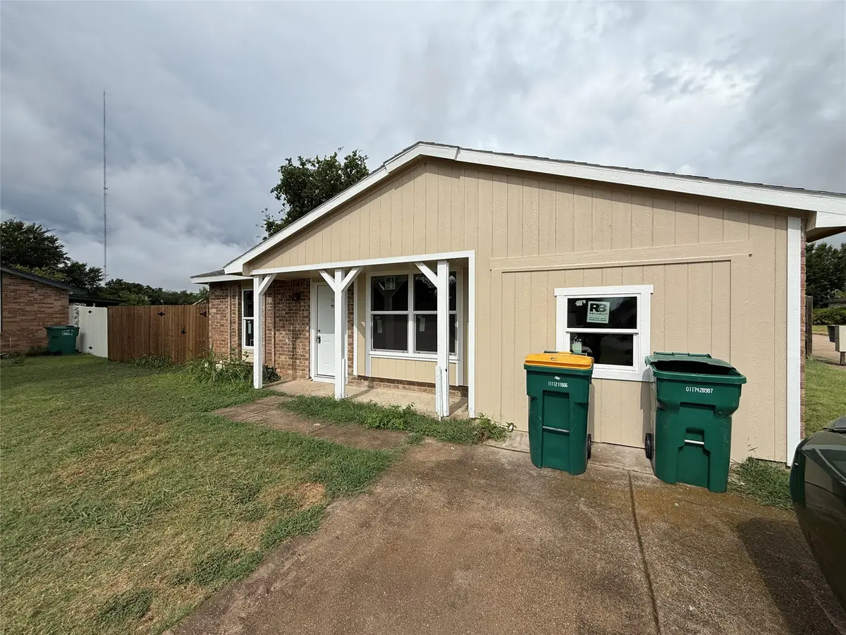 449 Jones Street, Cedar Hill, TX 75104 - #1