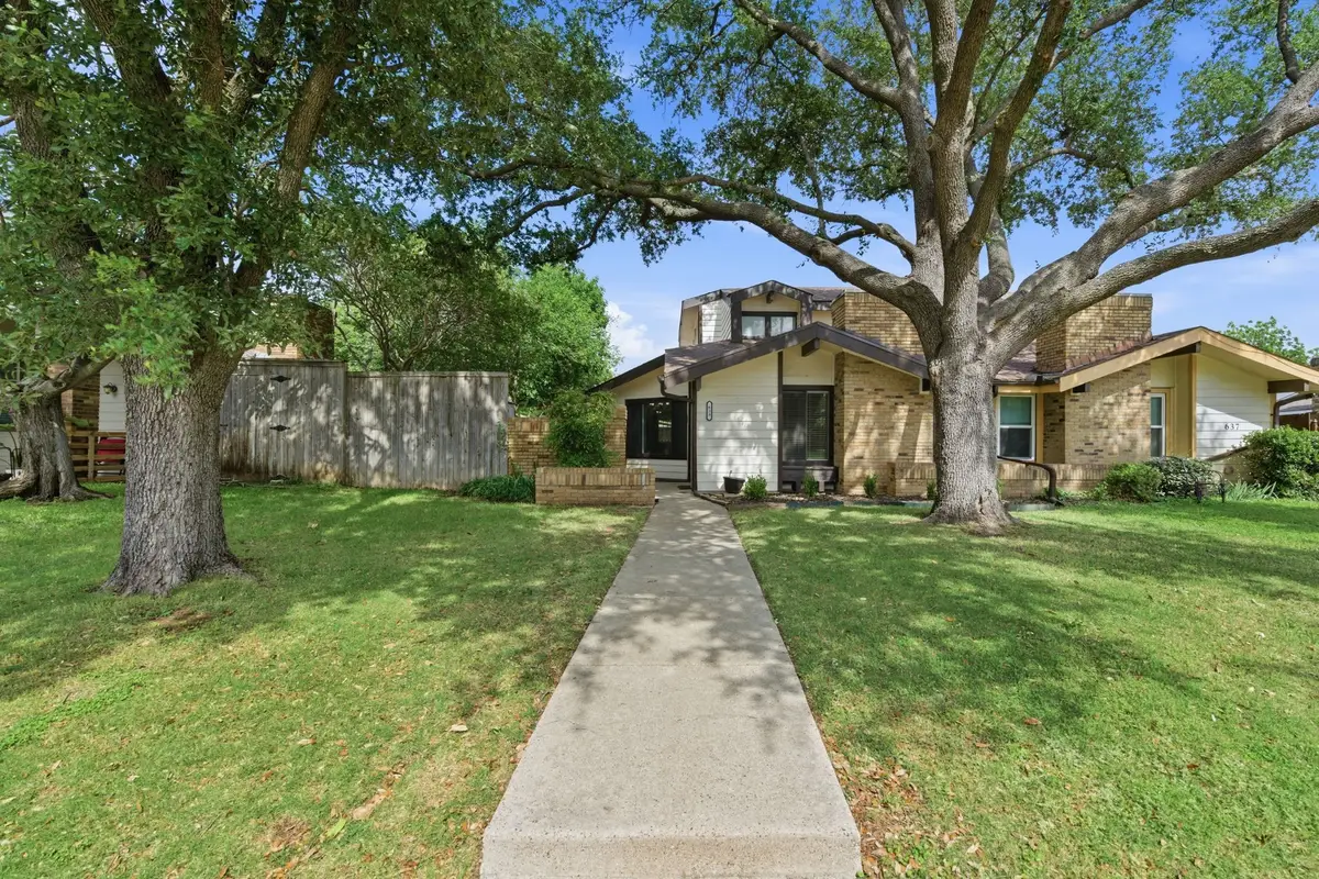 633 Hunters Glen Street, Lewisville, TX 75067 - #1