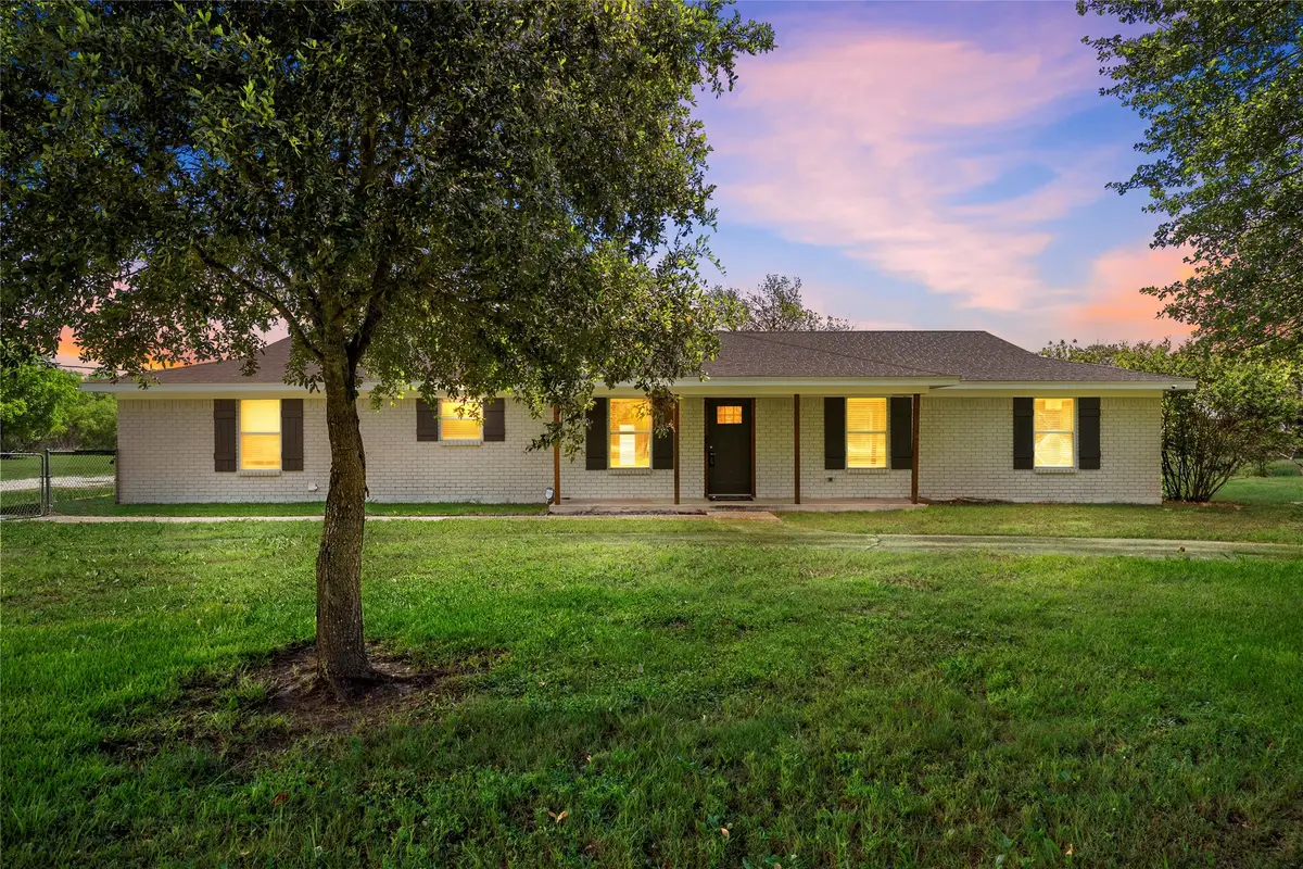 154 Longhorn Parkway, Axtell, TX 76624 - #1