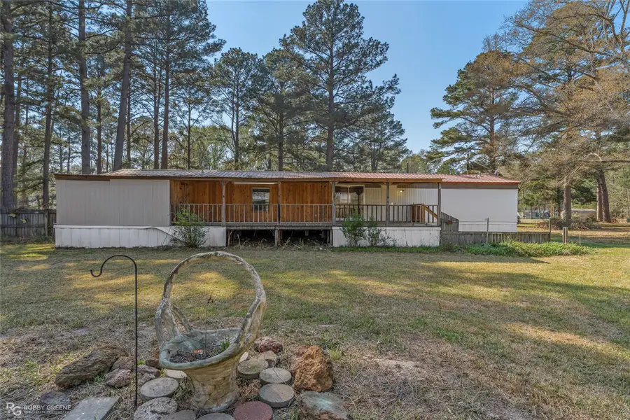 230 E Cloverleaf Drive, Haughton, LA 71037 - #3