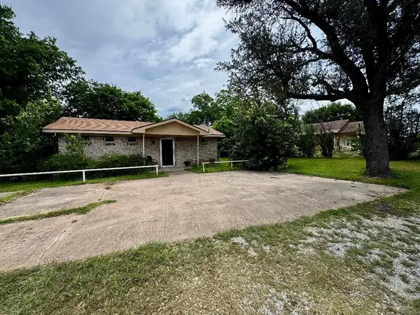 1115 Alexander Road, Stephenville, TX 76401