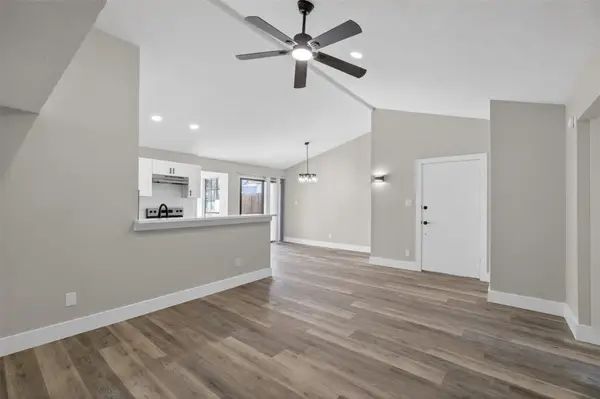 6038 Dooley Drive, The Colony, TX 75056