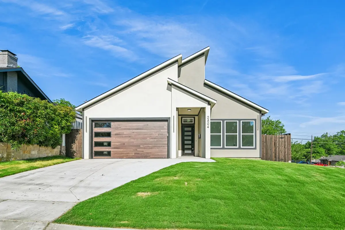 2504 Vaughn Boulevard, Fort Worth, TX 76105 - #1