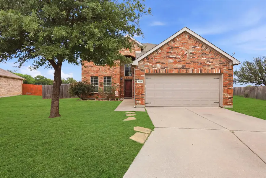 8228 Misty Water Drive, Fort Worth, TX 76131 - #2