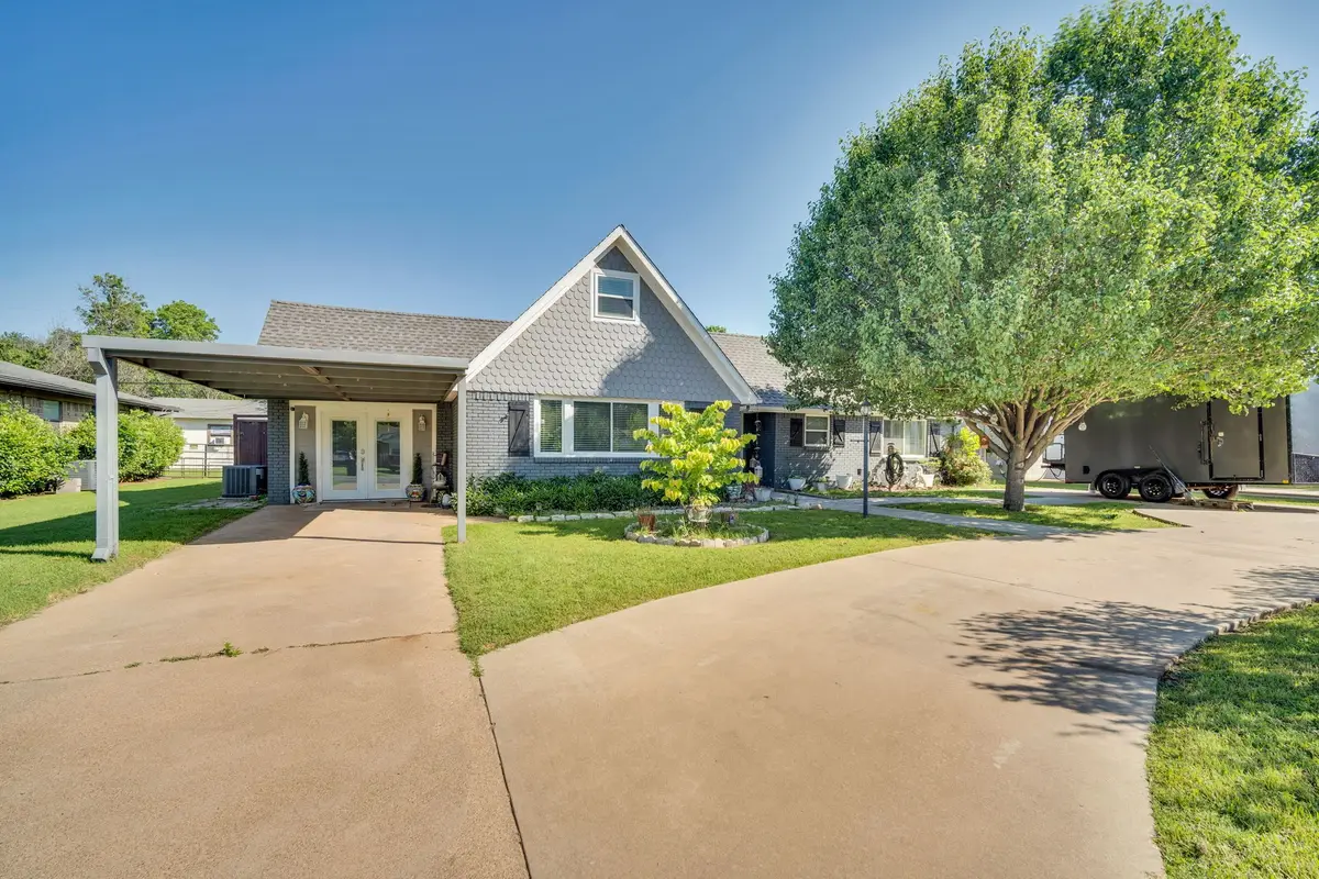 1104 Sheridan Lane, Cleburne, TX 76033 - #1