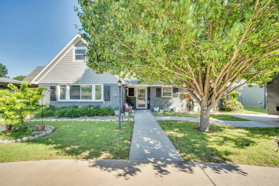 1104 Sheridan Lane, Cleburne, TX 76033 - #2