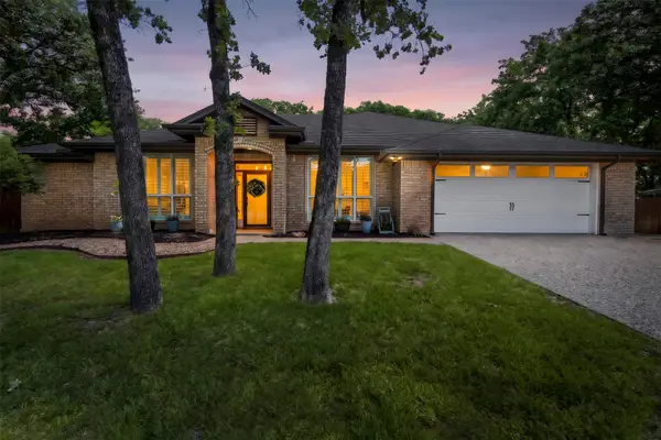 5303 Tioga Court, De Cordova, TX 76049