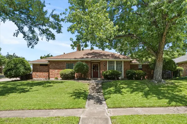 1601 Fairway Circle, Garland, TX 75043