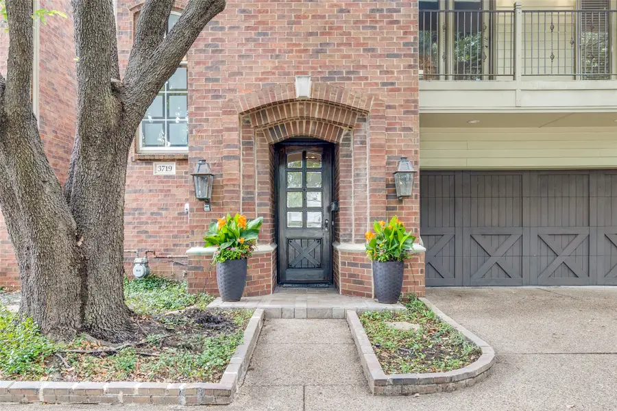 3719 Douglas Avenue, Dallas, TX 75219 - #3