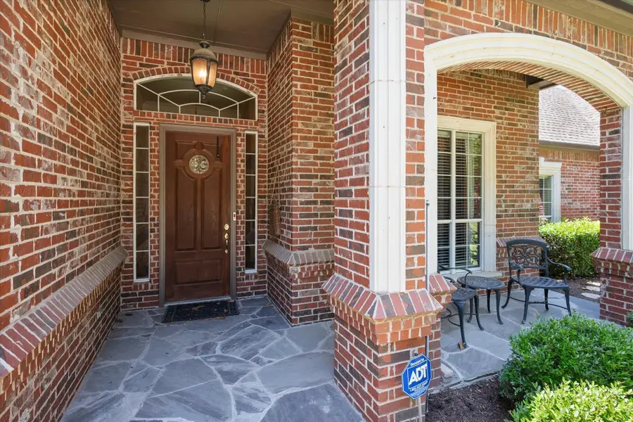 6100 Forest River Drive, Fort Worth, TX 76112 - #2