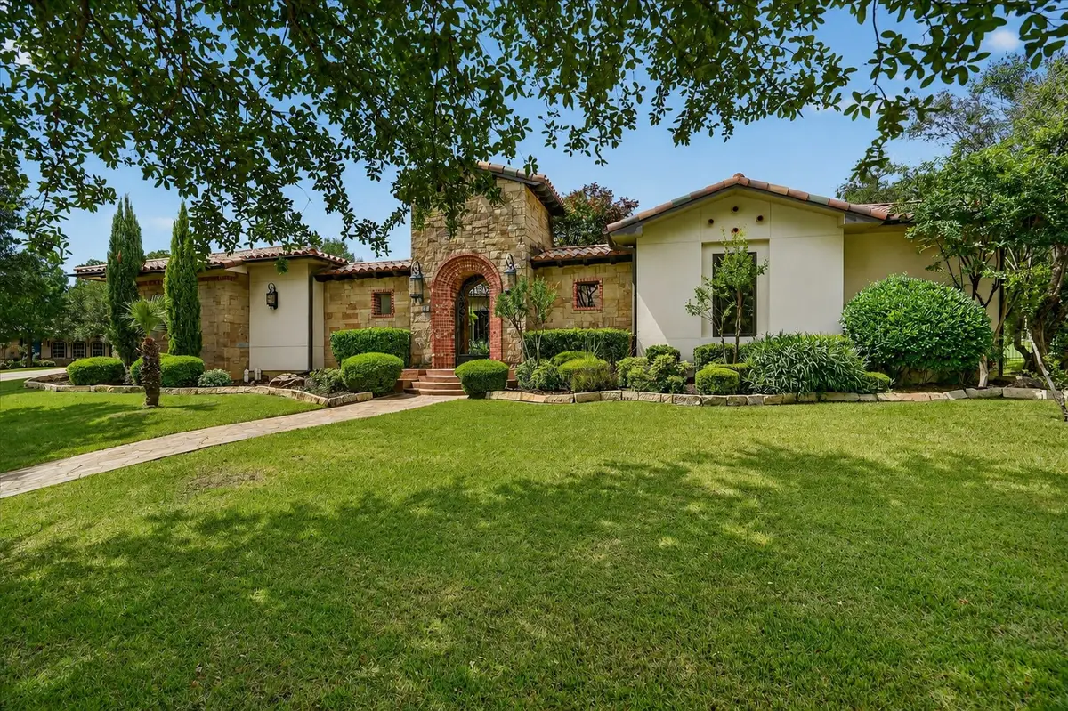 716 Flamingo Circle, Burleson, TX 76028 - #1