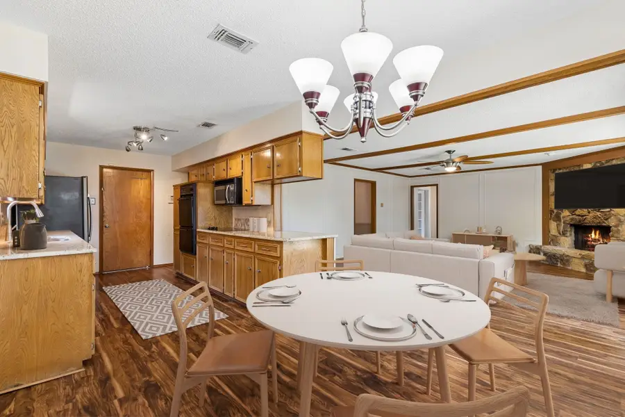 2100 Sandy Lane, Irving, TX 75060 - #3