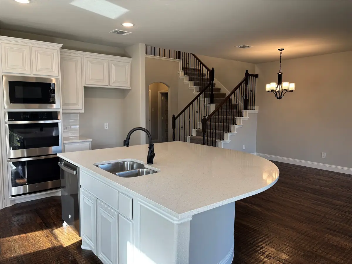 609 Red Maple Road, Waxahachie, TX 75165 - #1