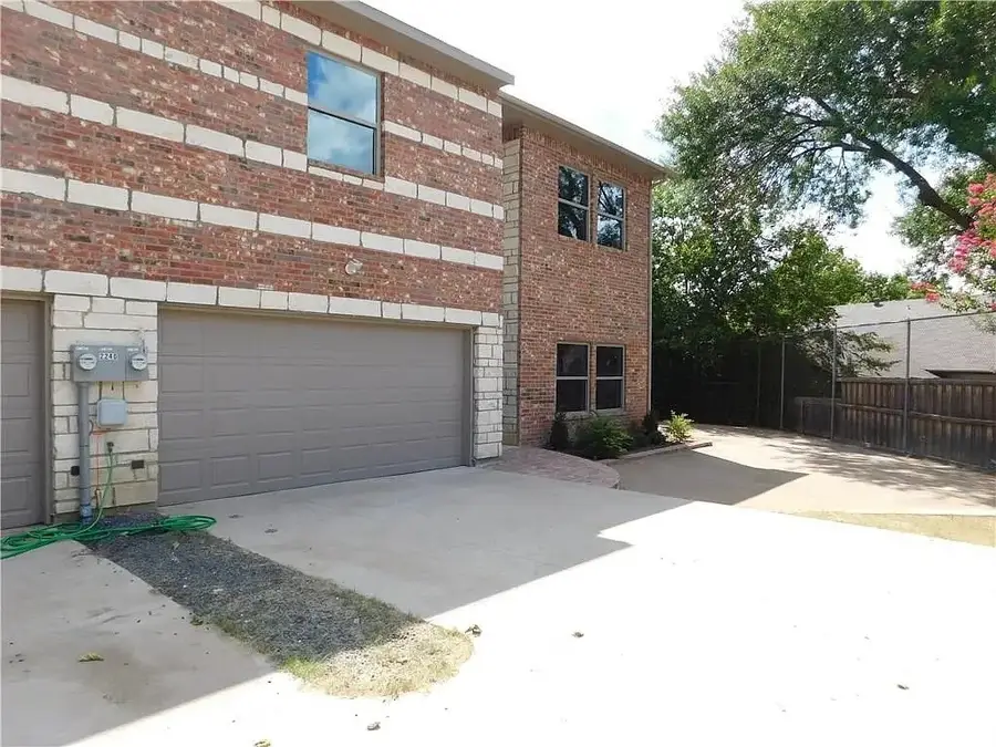 2240 Jackson Circle #A, Carrollton, TX 75006 - #2