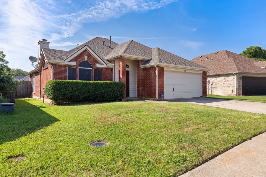 702 Lake Bridge Drive, Lake Dallas, TX 75065 - #3