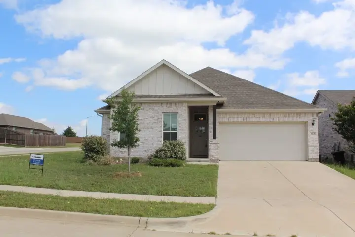 1401 Eagle Nest Drive, Azle, TX 76020 - #1