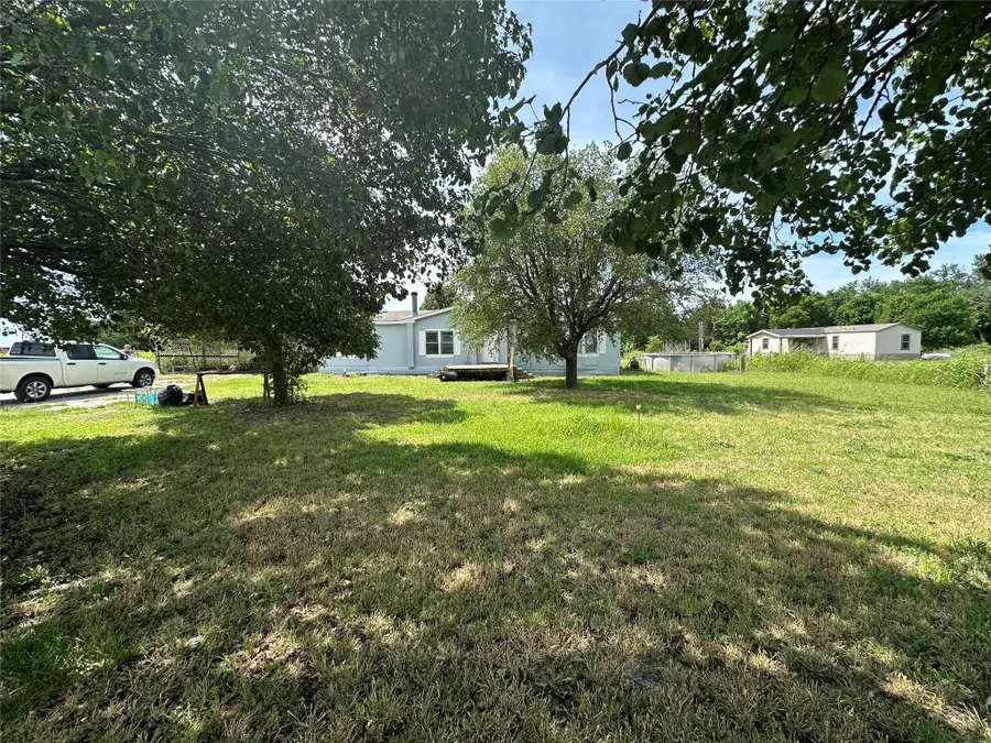 3360 Old Sherman Road, Whitesboro, TX 76273 - #2
