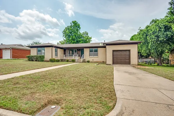 5404 Fossil Drive, Haltom City, TX 76117