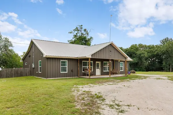 465 Frostdale Drive, Elm Mott, TX 76640