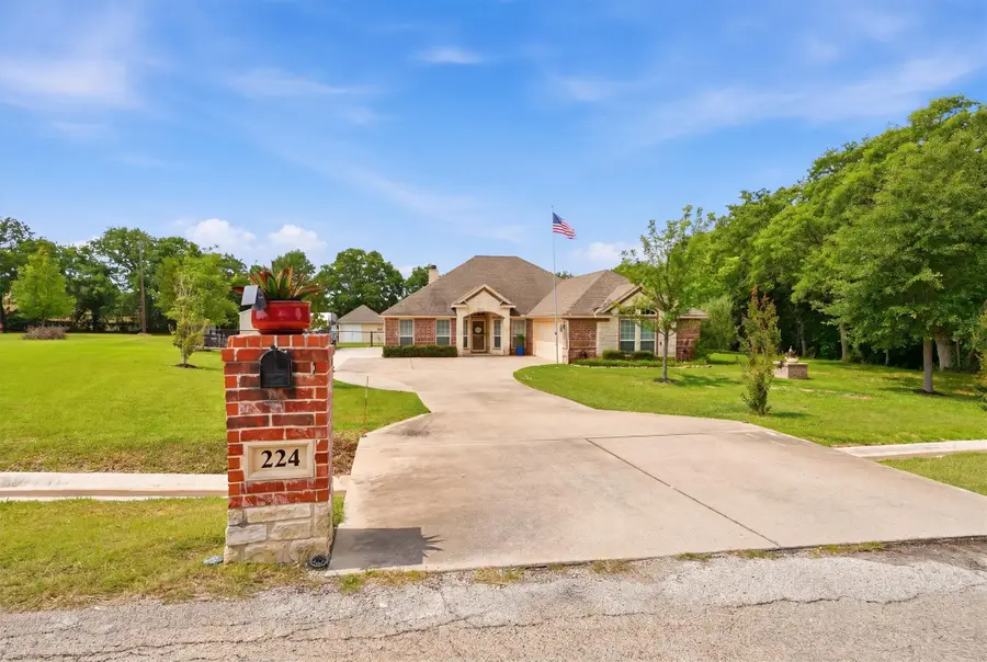 224 Hidden Creek Loop, Weatherford, TX 76085 - #3