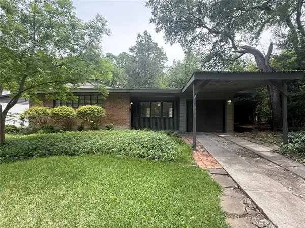 10208 Lake Gardens Drive, Dallas, TX 75218
