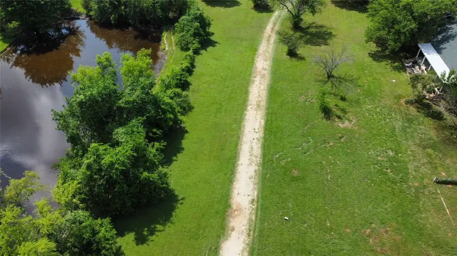 806 Old Base Road, Aurora, TX 76078 - #2