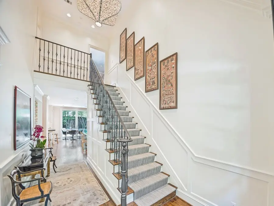 4672 S Versailles Avenue, Highland Park, TX 75209 - #3