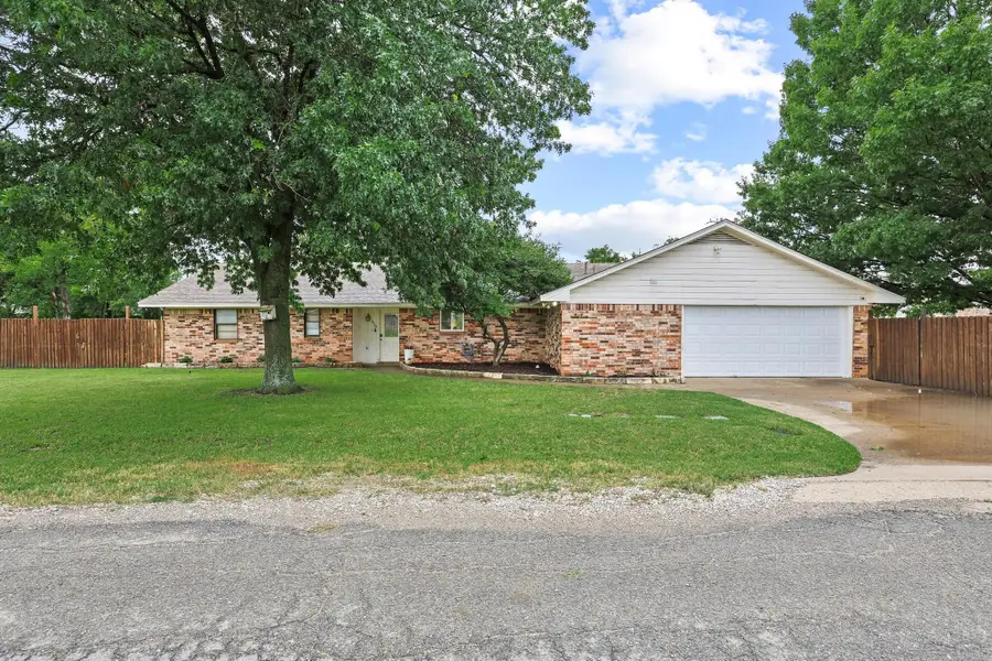 619 N 5th Street, Gunter, TX 75058 - #2