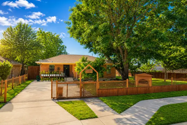 9206 Donnybrook Lane, Dallas, TX 75217