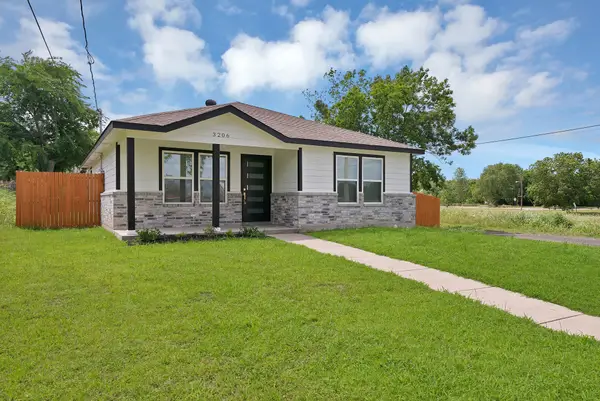 3206 Roberts Street, Greenville, TX 75401