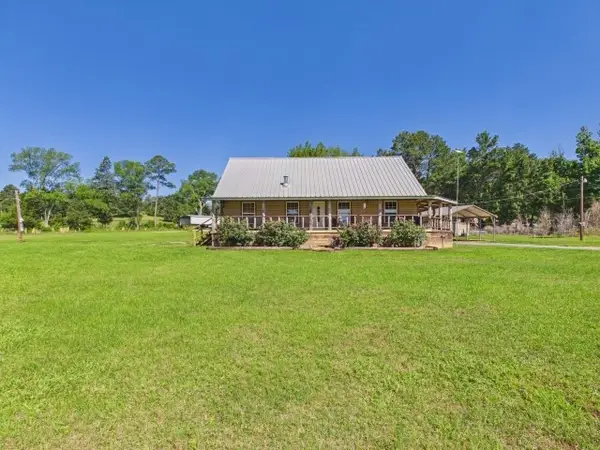 18253 Fm 3079, Chandler, TX 75758