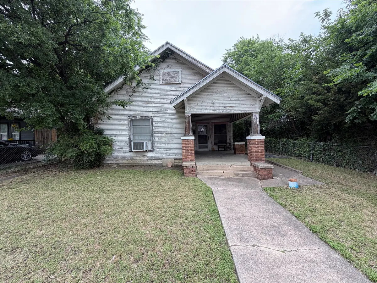 941 E Baltimore Avenue, Fort Worth, TX 76104 - #1