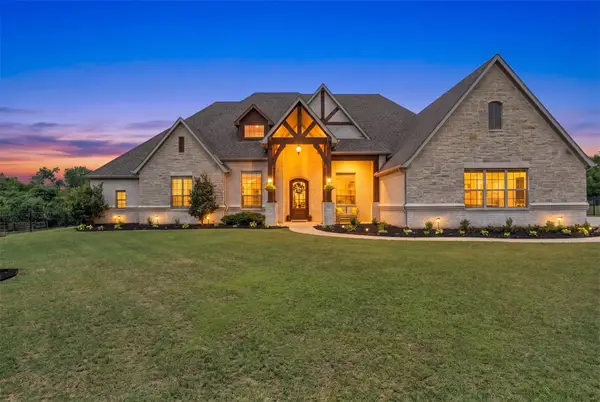1060 Waters Edge Court, Oak Point, TX 75068