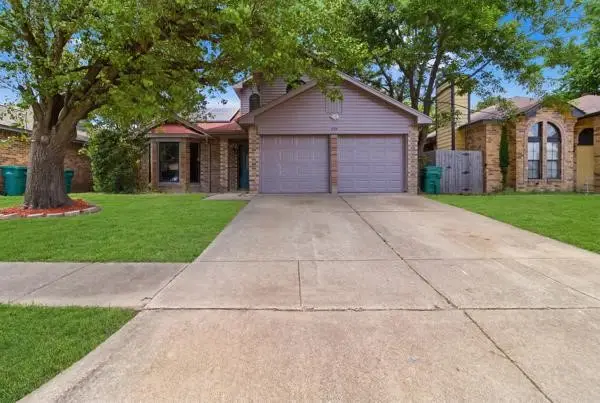 606 Lemons Street, Cedar Hill, TX 75104