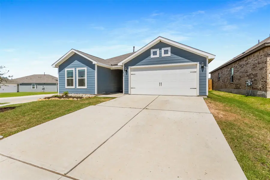 932 American Flyer Boulevard, Fort Worth, TX 76108 - #2