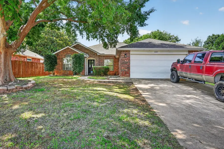 3208 Cliff Oaks Drive, Corinth, TX 76210 - #2