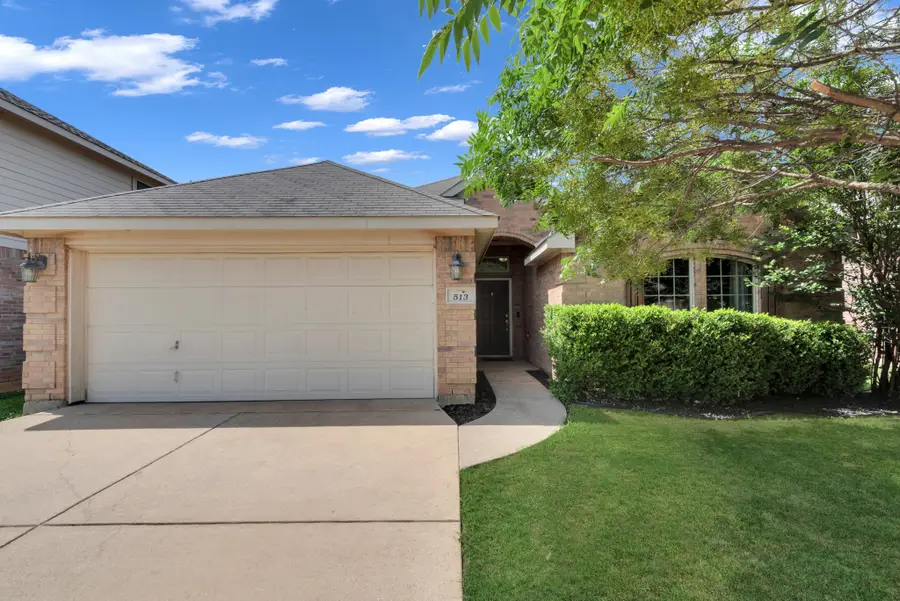 513 Crescent Creek Lane, Fort Worth, TX 76140 - #2