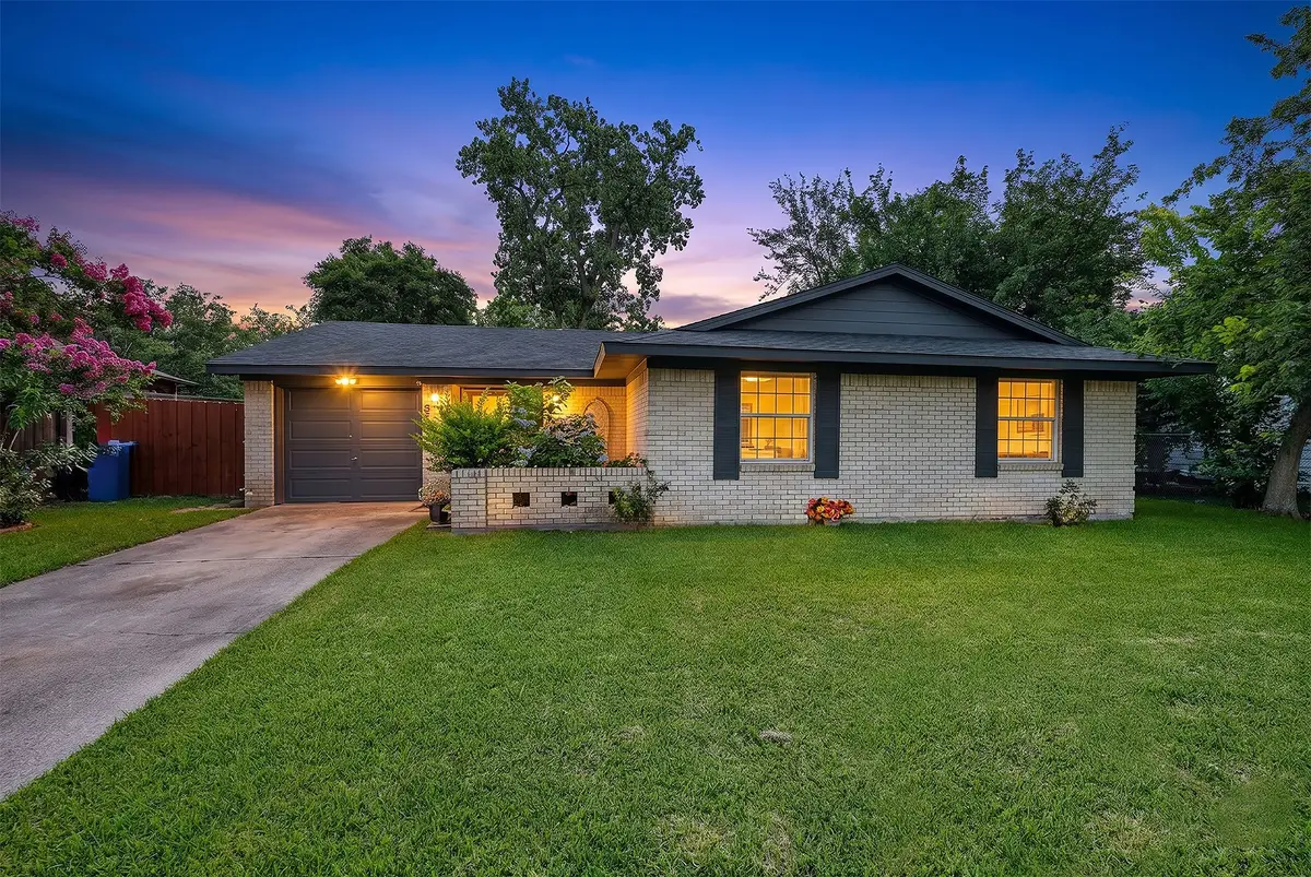 2322 Halifax Drive, Carrollton, TX 75006 - #1