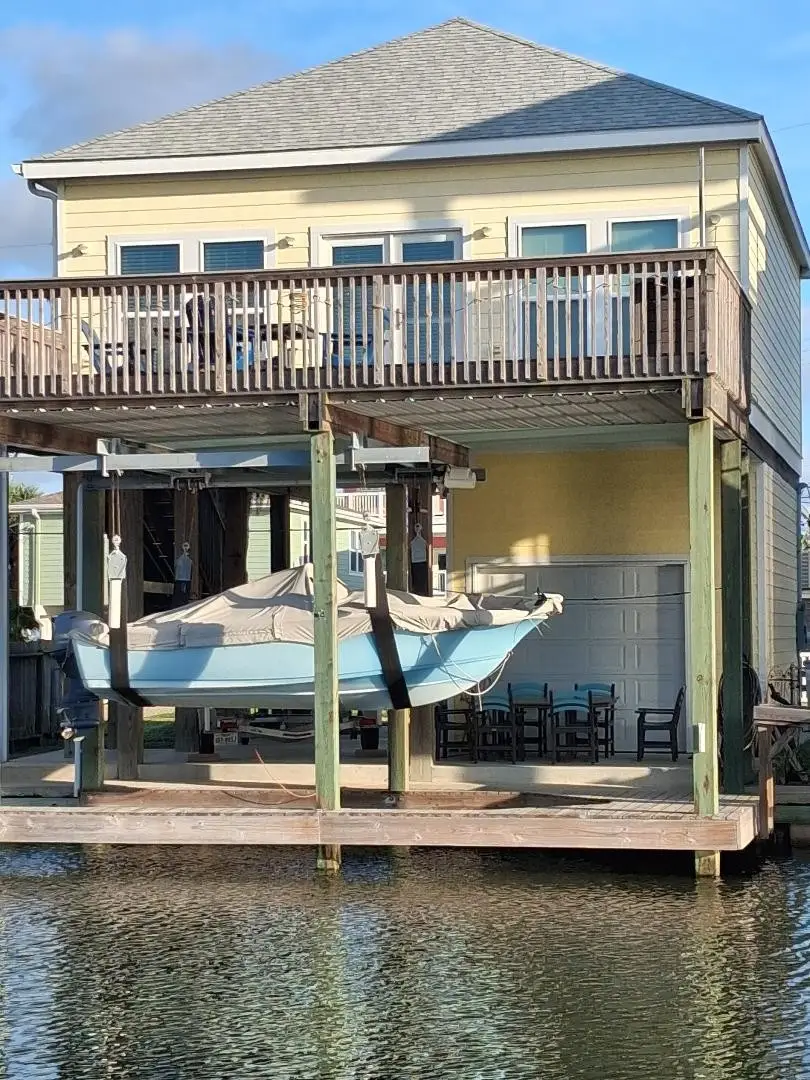 16715 Tahiti Way, Jamaica Beach, TX 77554 - #1
