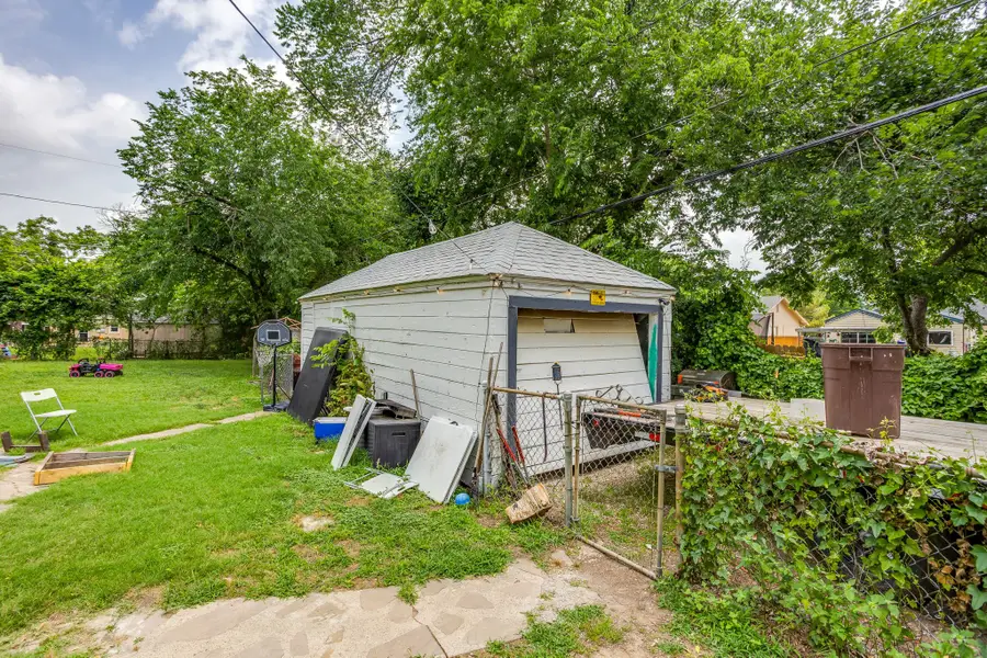 2529 Primrose Avenue, Fort Worth, TX 76111 - #2